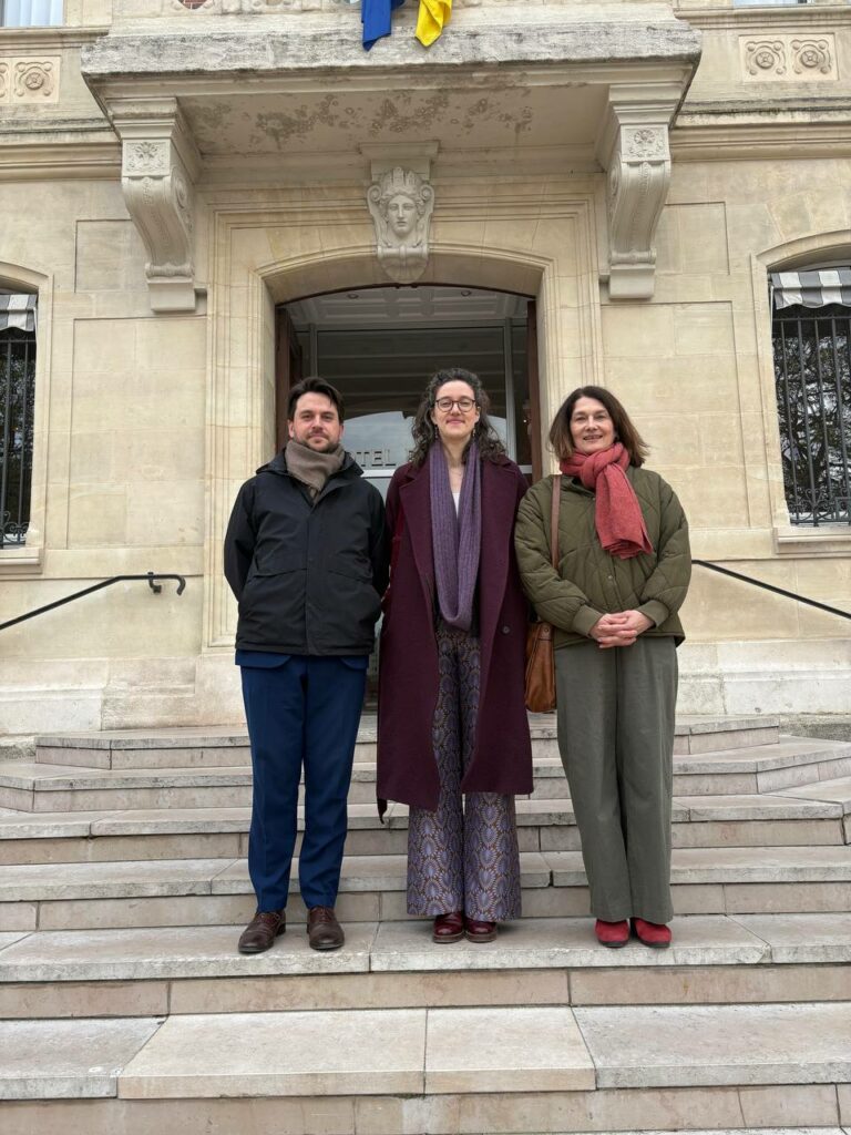 Photo des 3 élu-es Montrouge Populaire au Conseil Municipal de Montrouge
